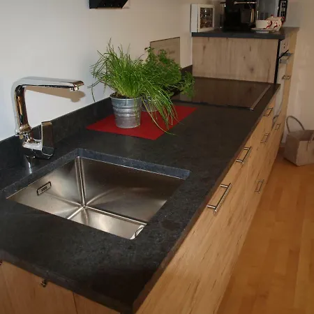 Alpenblick Apartment *